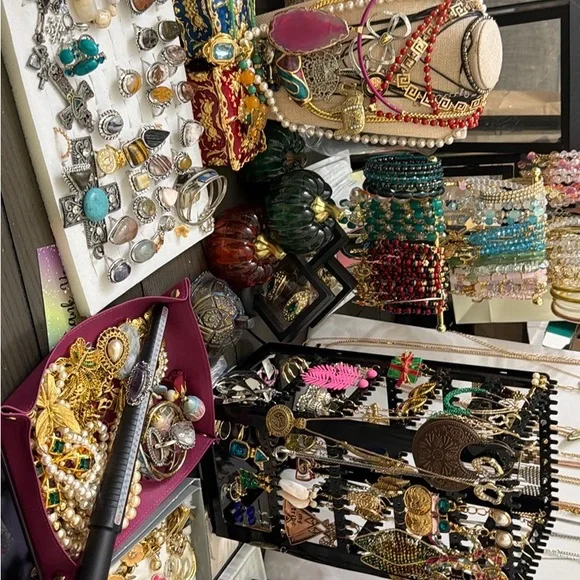 I m live Vintage antique Jewelry Collection - Picture 3 of 8